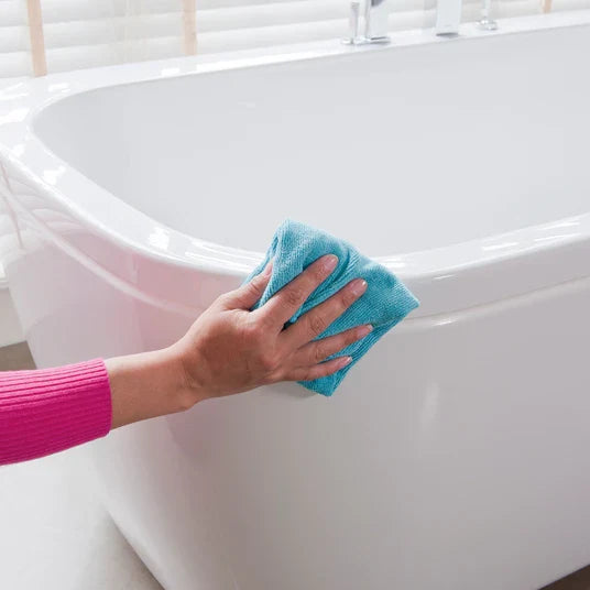 HG Bathroom Cleaner and Shine restorer | Concentrated | Streak Free | 500ml