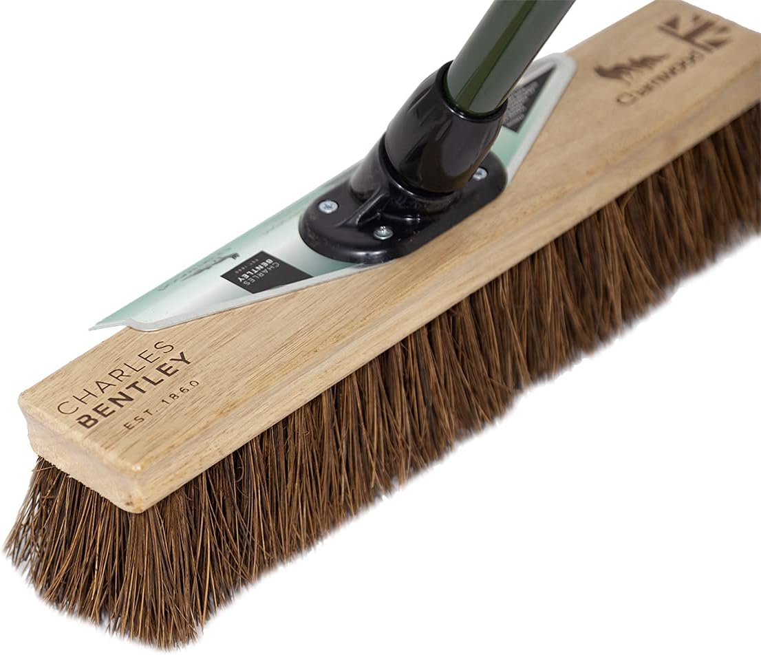 Charles Bentley Charnwood 16" Utility Broom with Scraper for Garden & Outdoor Maintenance Premium Brushware
