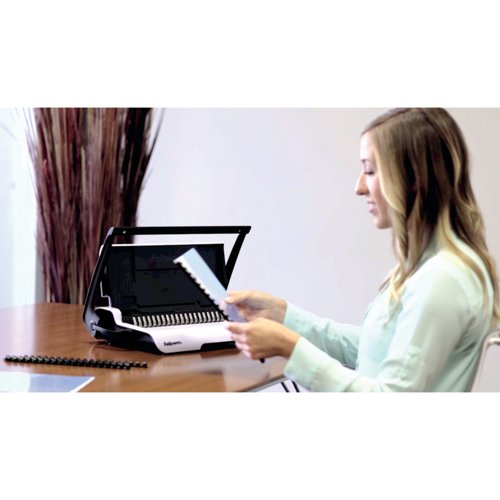 Fellowes Star+ 150 A4 Manual Comb Binding Machine 5627501