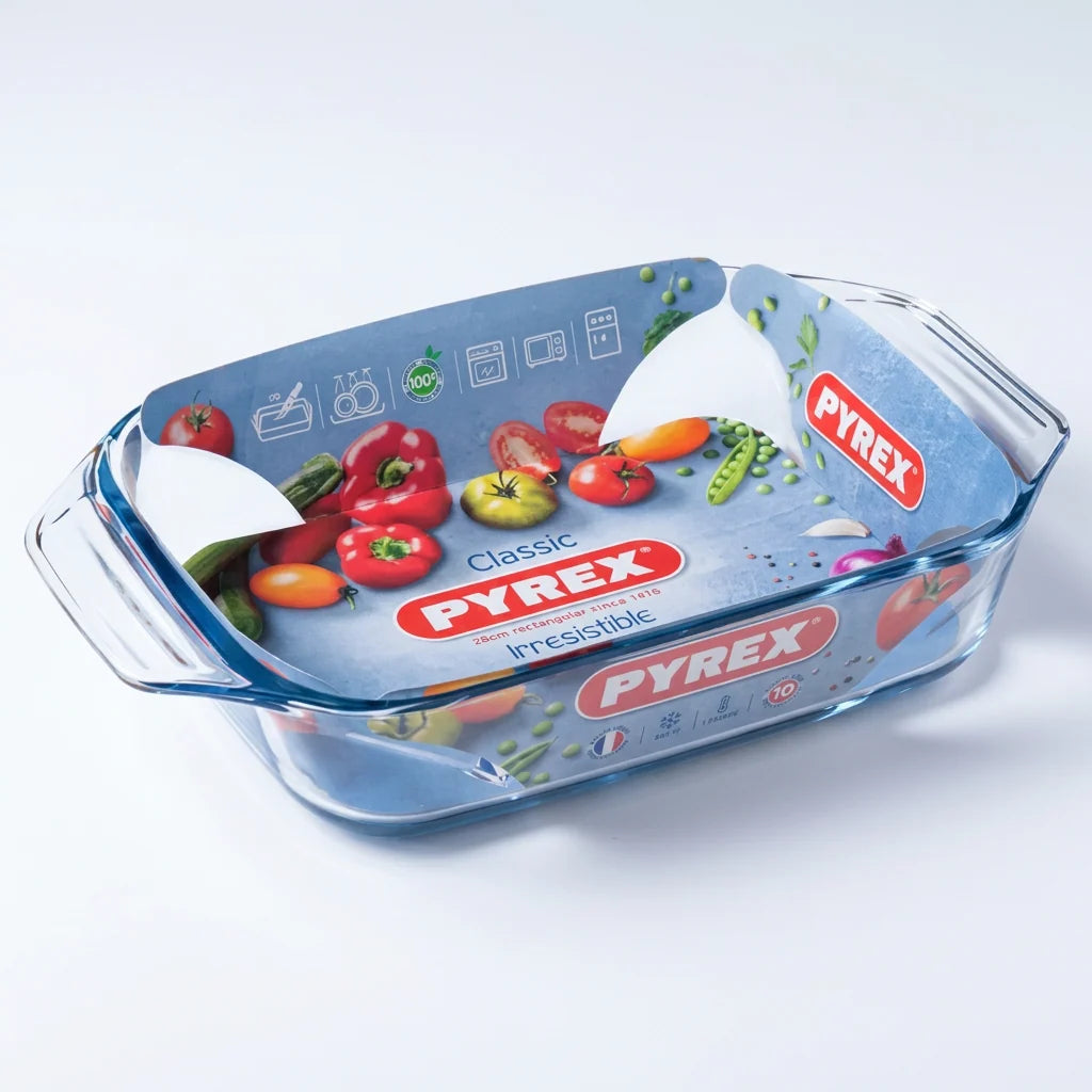 Pyrex Optimum Glass Rectangular Roaster 27cm x 17cm.