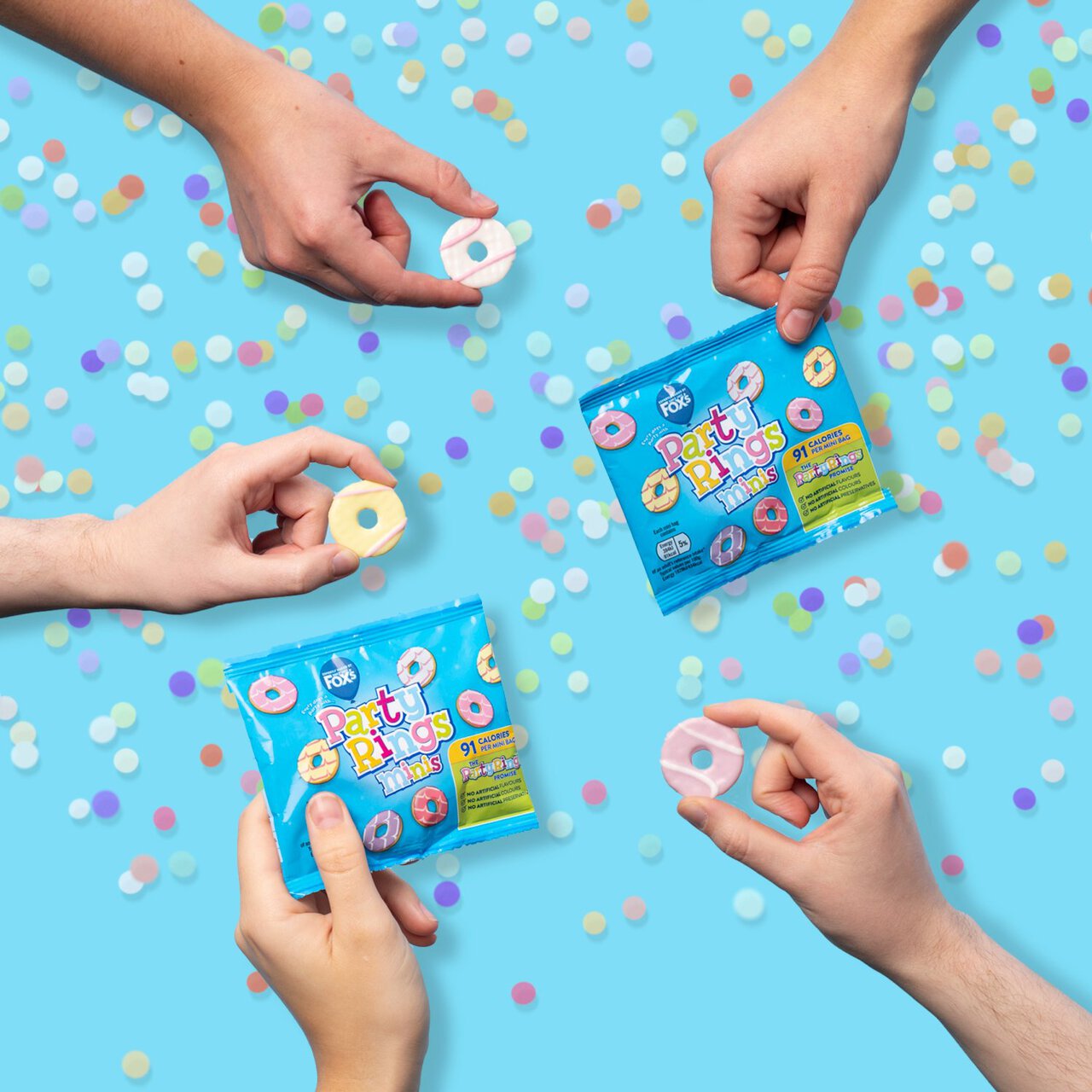 Fox's Mini Party Rings Biscuits | 40 x 21g Packets.