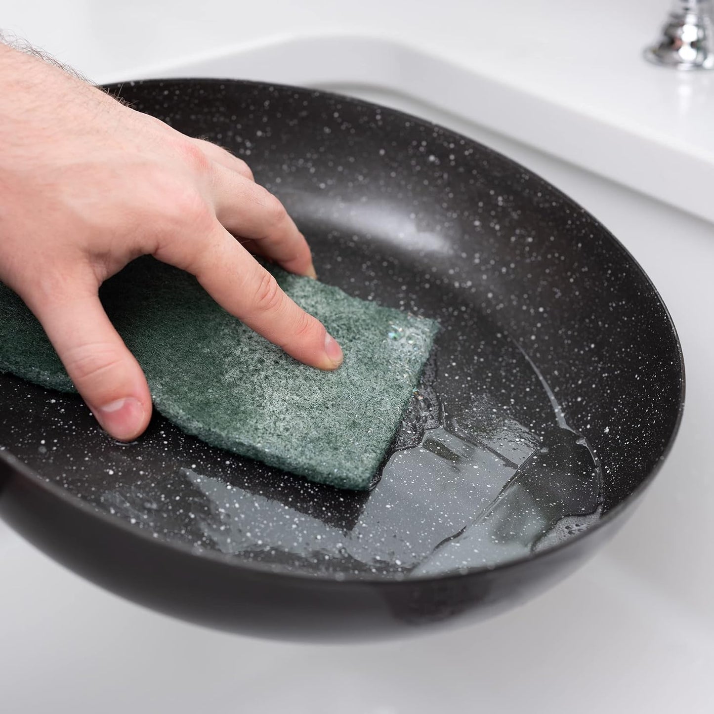 Addis Fairy Original Extra Strong Scourer Pads, 8 Packs of 3, Green 24 Pads