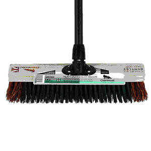Charles Bentley Charnwood 16" Utility Broom with Scraper for Garden & Outdoor Maintenance Premiu