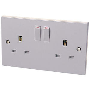 White 2 Gang 13A Double Pole Switched Socket | Twin Socket