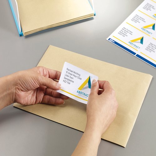Avery Ultragrip Laser Parcel Labels 99.1x67.7mm 8 Per Sheet White (Pack of 320) L7165-40