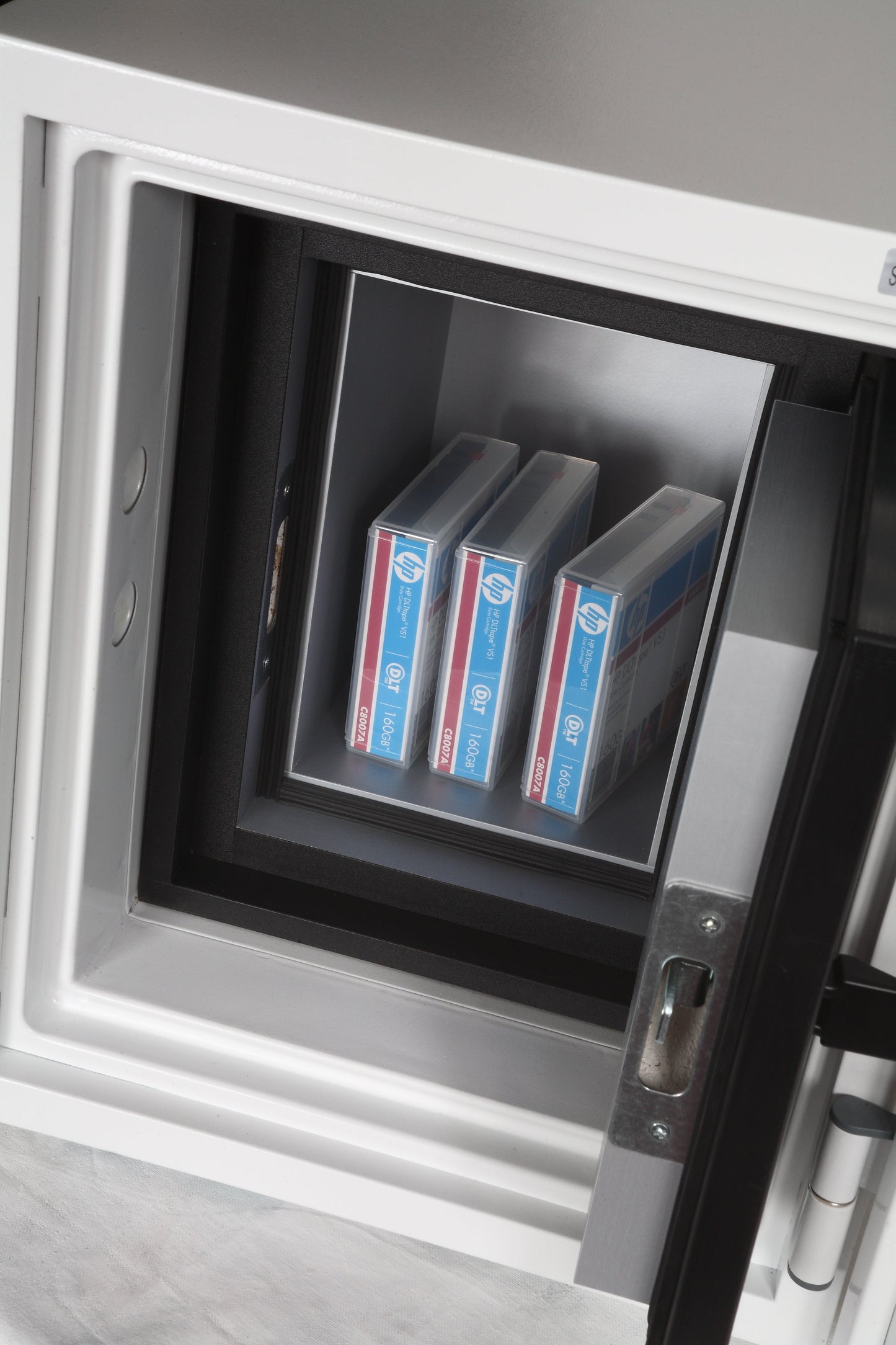 Phoenix Datacare Size 1 Data Safe Electronic Lock White DS2001E